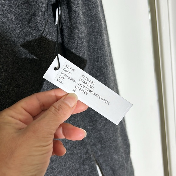 Knyt and lynk Cowl Neck Cashmere Sweater Dress Charcoal Gray M - Picture 3 of 9